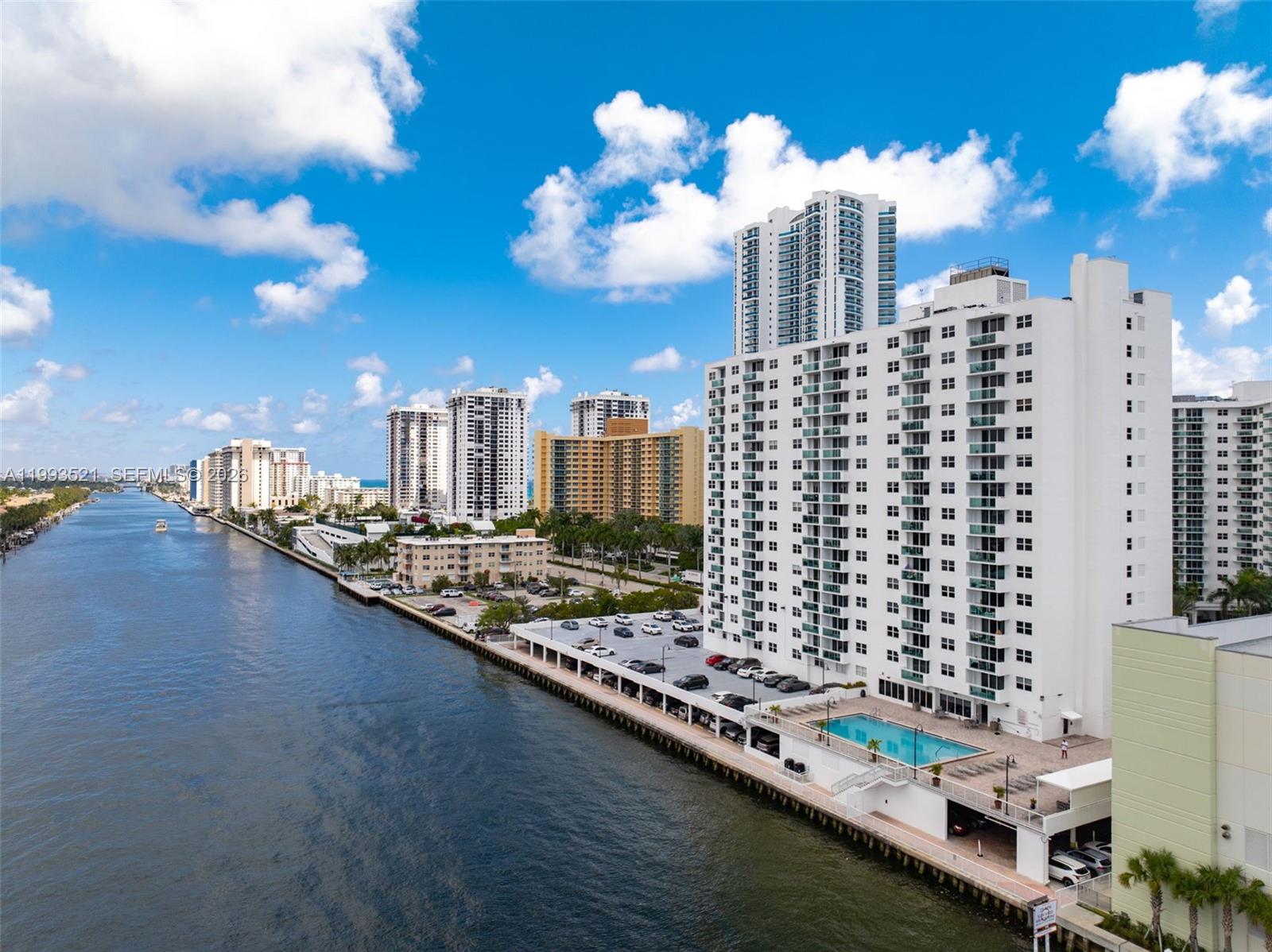 Photo of 3000 Ocean Dr #606, Hollywood, Florida, 33019 -