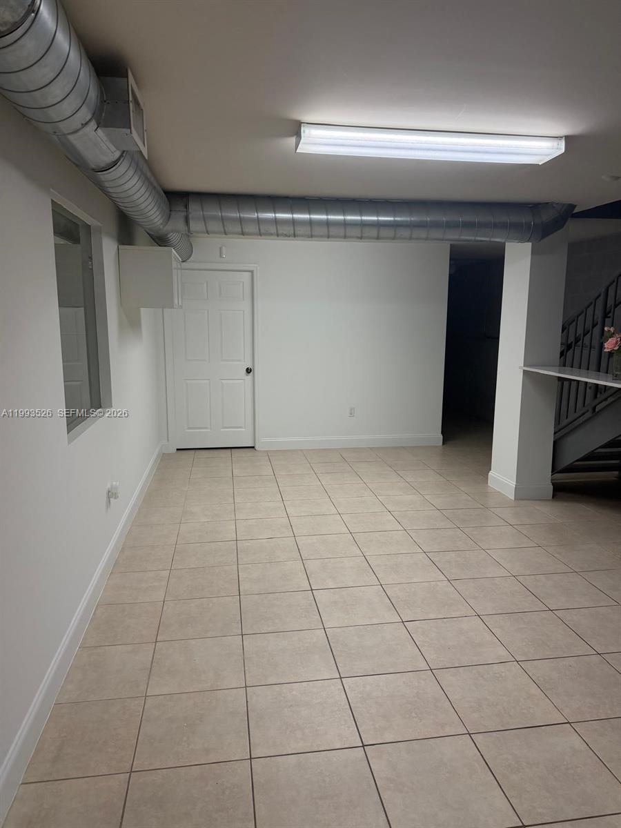 4616  /   sq. ft. $ 2026-04-01 0 Photo