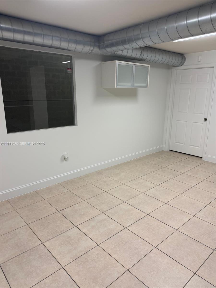 4616  /   sq. ft. $ 2026-04-01 0 Photo