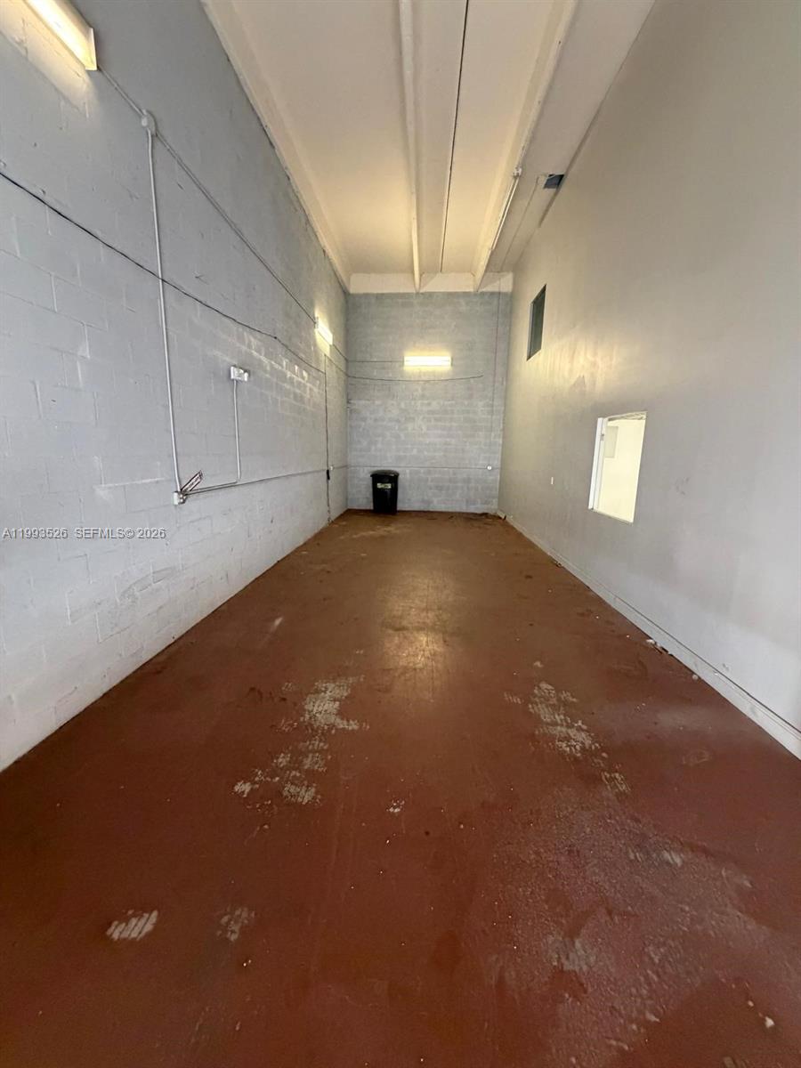 4616  /   sq. ft. $ 2026-04-01 0 Photo