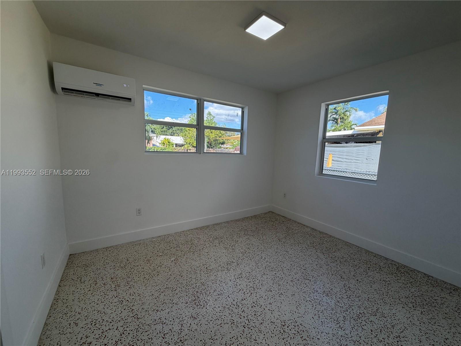   /  1050 sq. ft. $ 2026-04-28 0 Photo
