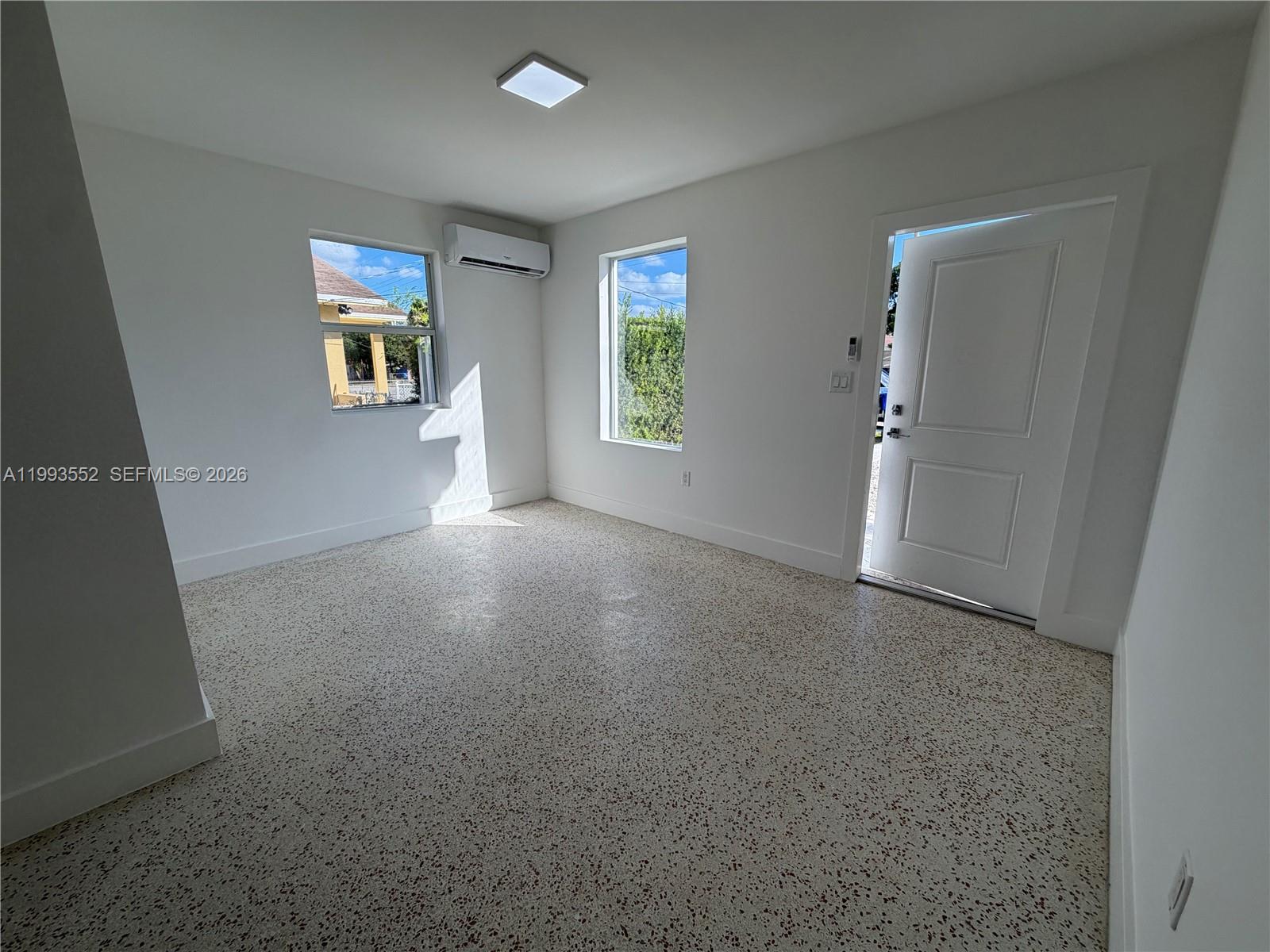   /  1050 sq. ft. $ 2026-04-28 0 Photo