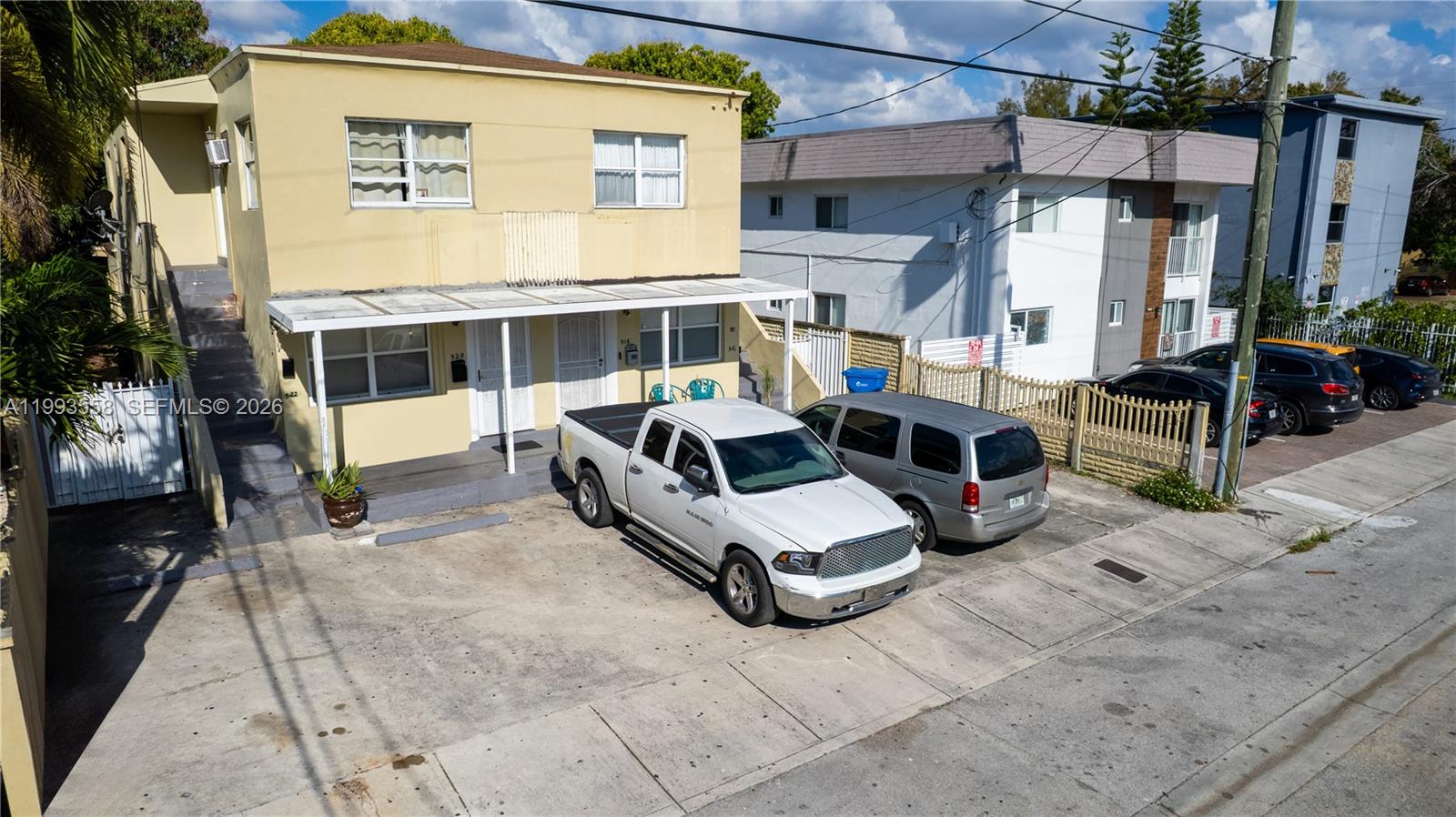  /  3400 sq. ft. $ 2026-04-01 0 Photo