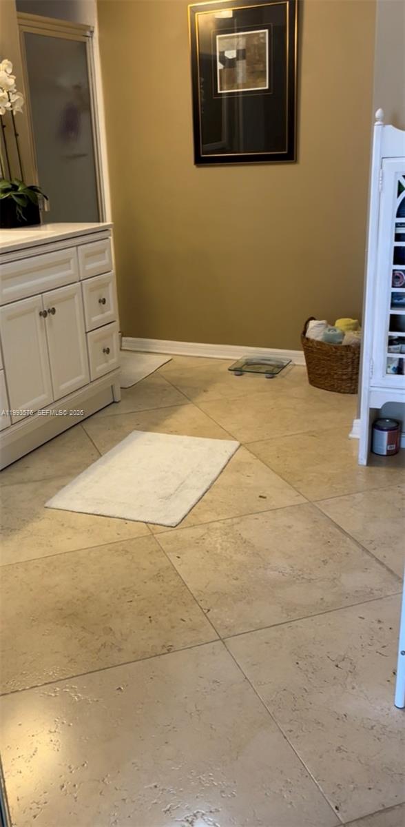 Photo of 1500 Ocean Dr  #9J, Hollywood, Florida, 33019 - 