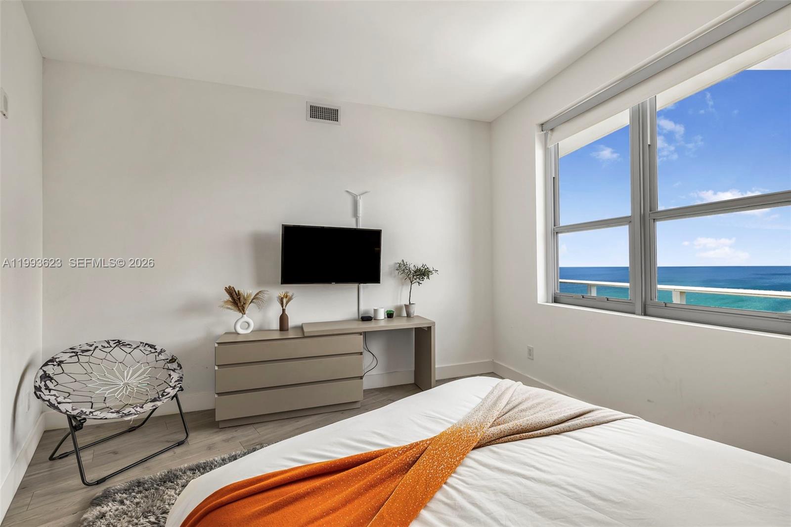 LPH1 3 / 3 1752 sq. ft. $ 2026-04-02 0 Photo