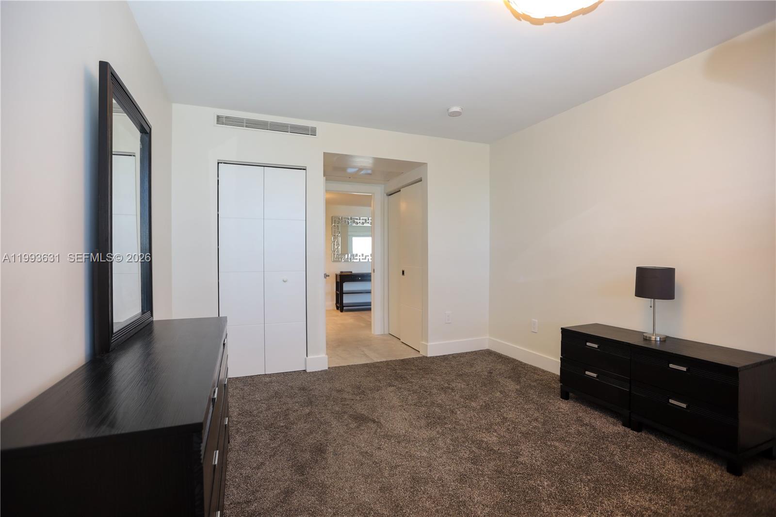 216 3 / 3 1570 sq. ft. $ 2026-04-02 0 Photo