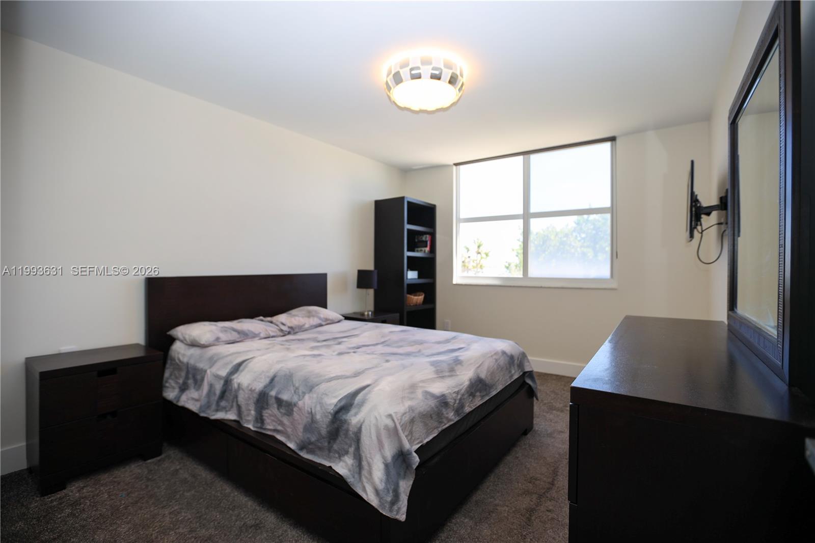 216 3 / 3 1570 sq. ft. $ 2026-04-02 0 Photo
