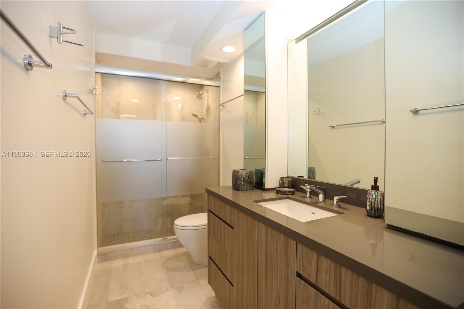 216 3 / 3 1570 sq. ft. $ 2026-04-02 0 Photo