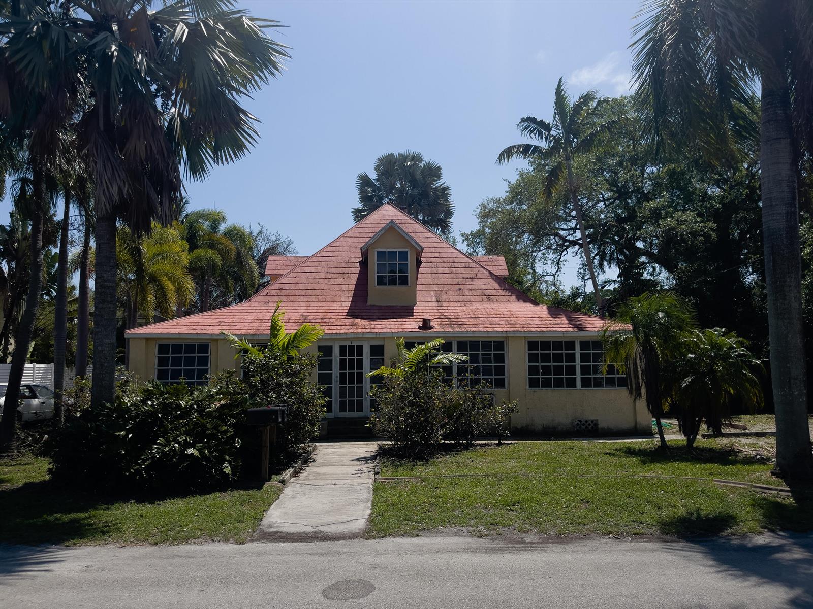 See details 1-5 / 0 sq. ft. $ 2026-04-16 0 Photo
