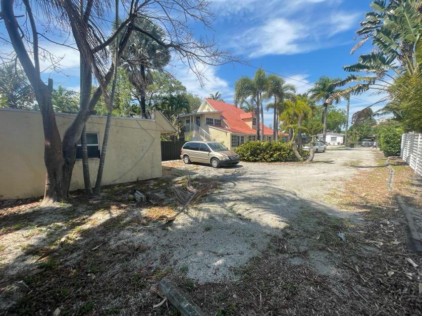 See details 1-5 / 0 sq. ft. $ 2026-04-16 0 Photo