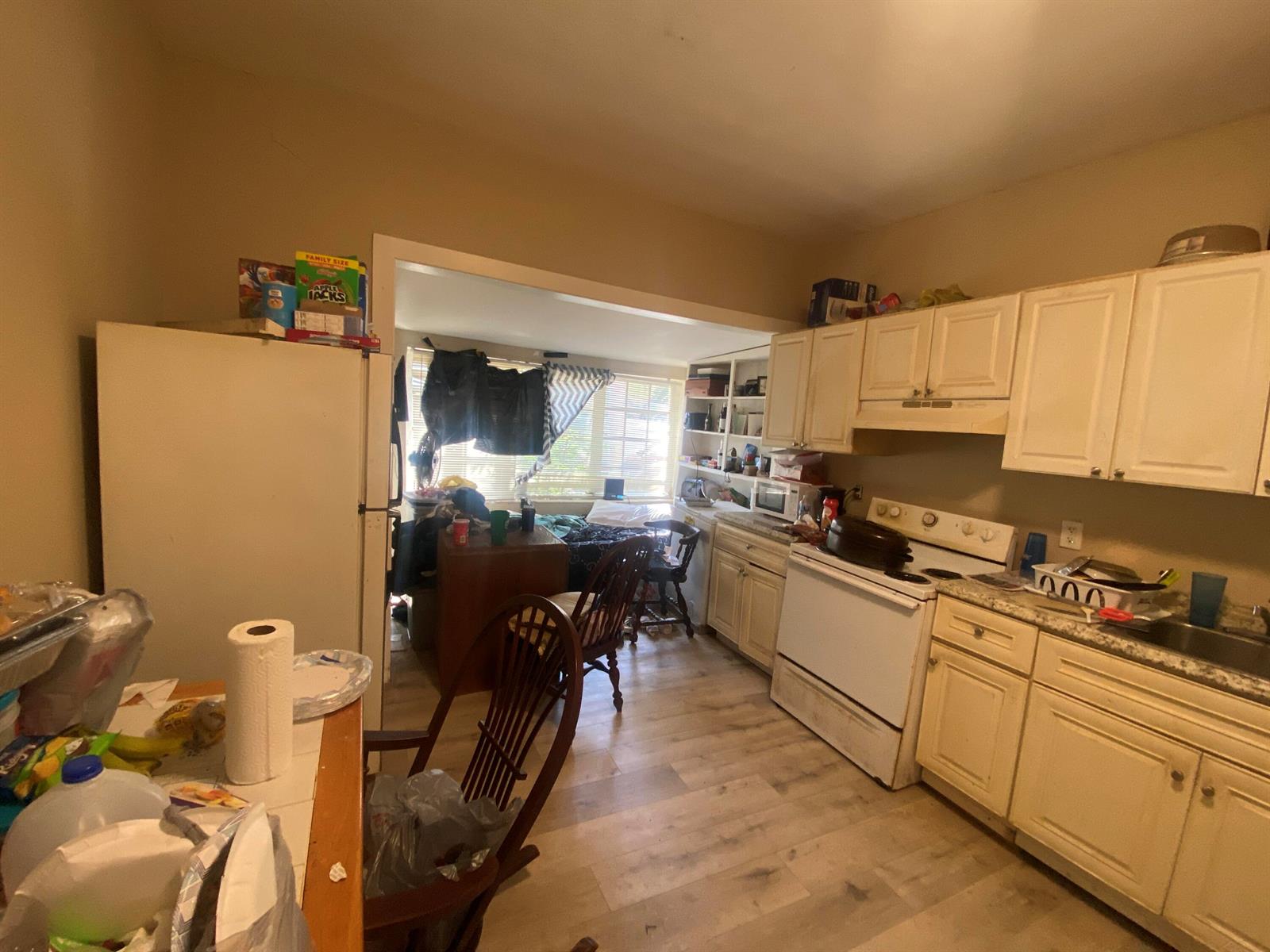 See details 1-5 / 0 sq. ft. $ 2026-04-16 0 Photo