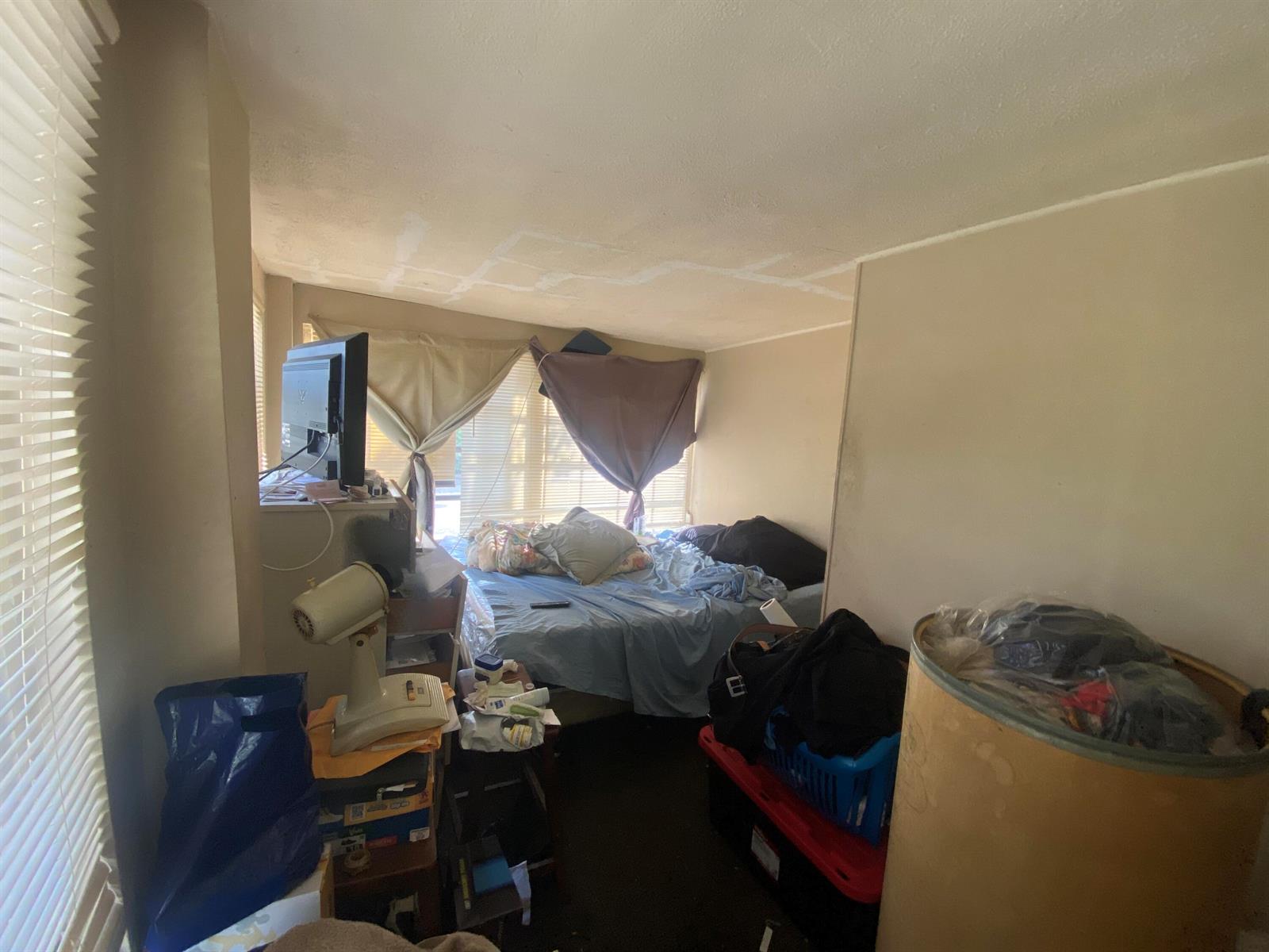 See details 1-5 / 0 sq. ft. $ 2026-04-16 0 Photo