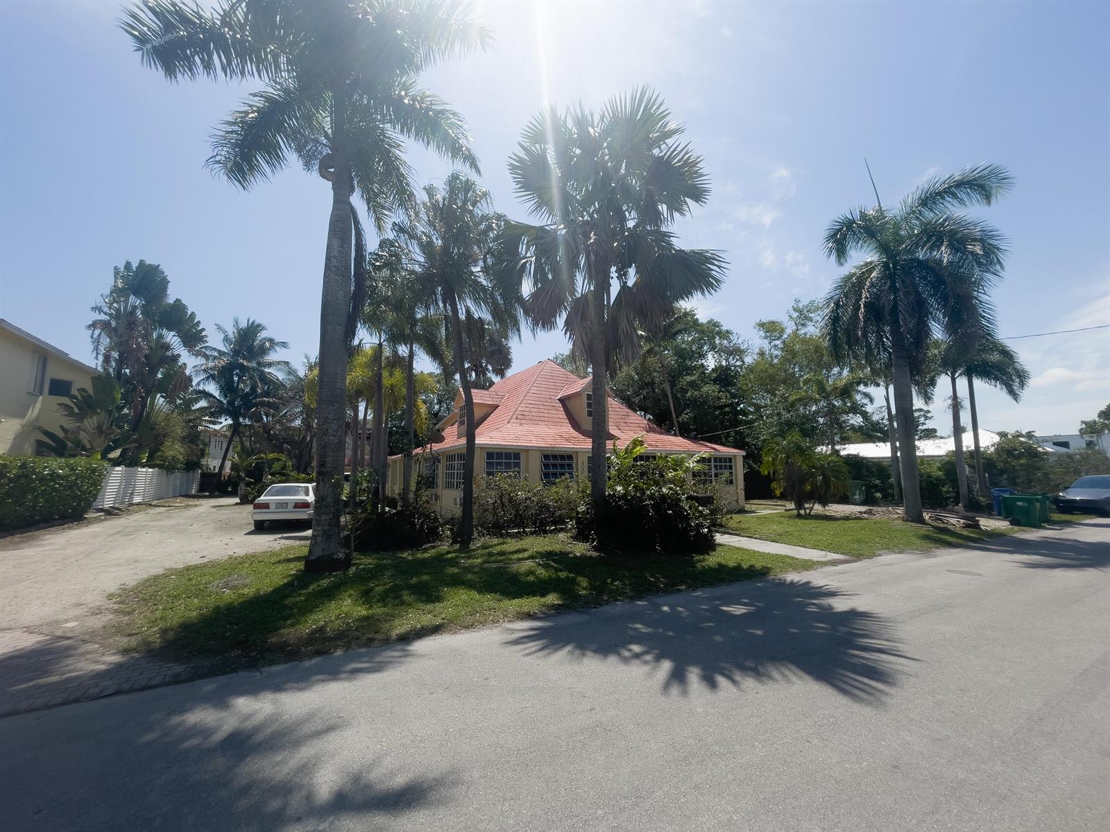 See details 1-5 / 0 sq. ft. $ 2026-04-16 0 Photo