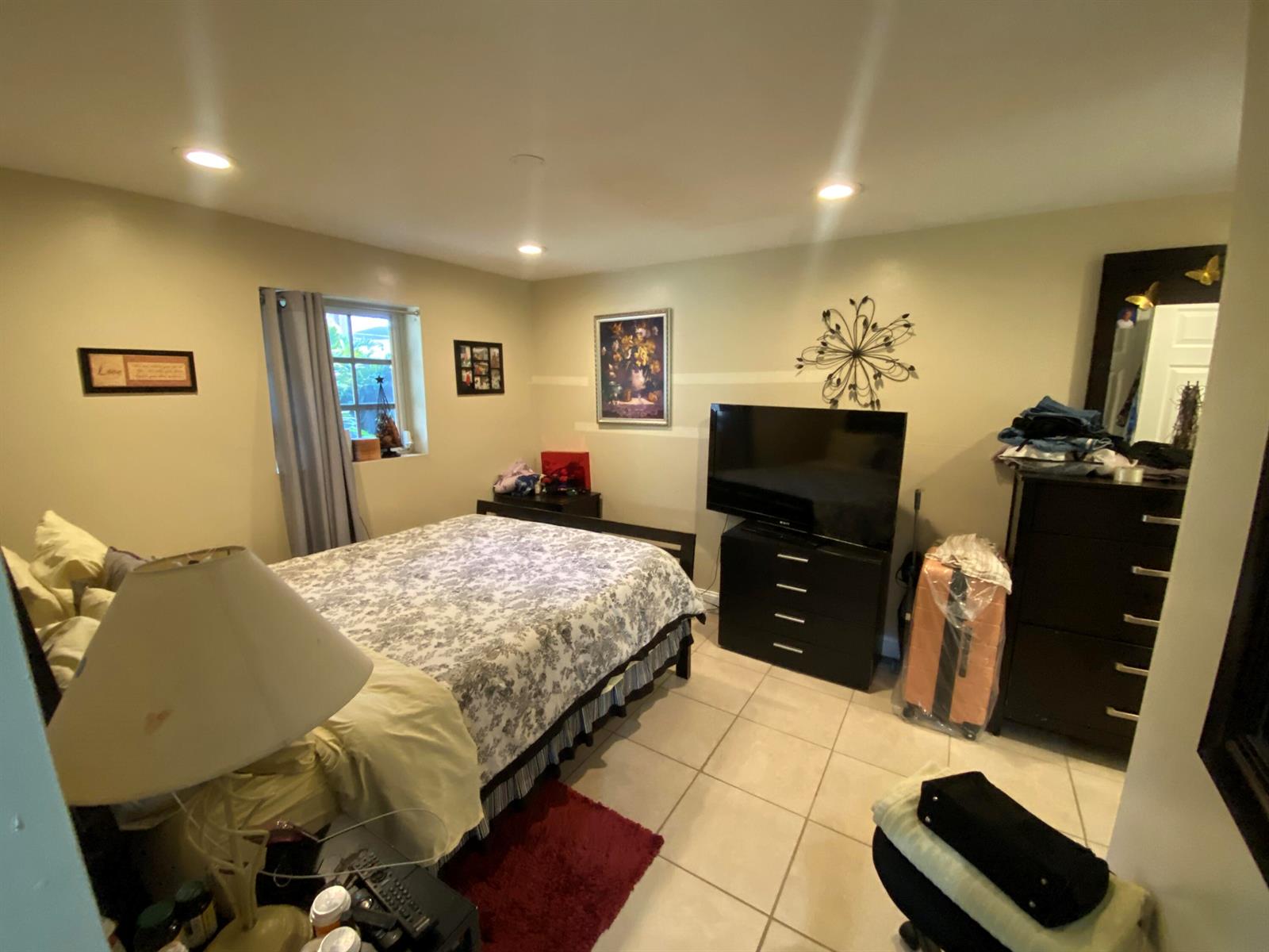 See details 1-5 / 0 sq. ft. $ 2026-04-16 0 Photo
