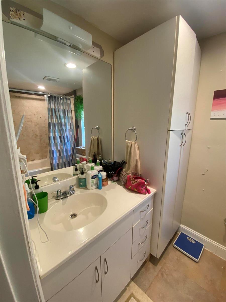 See details 1-5 / 0 sq. ft. $ 2026-04-16 0 Photo