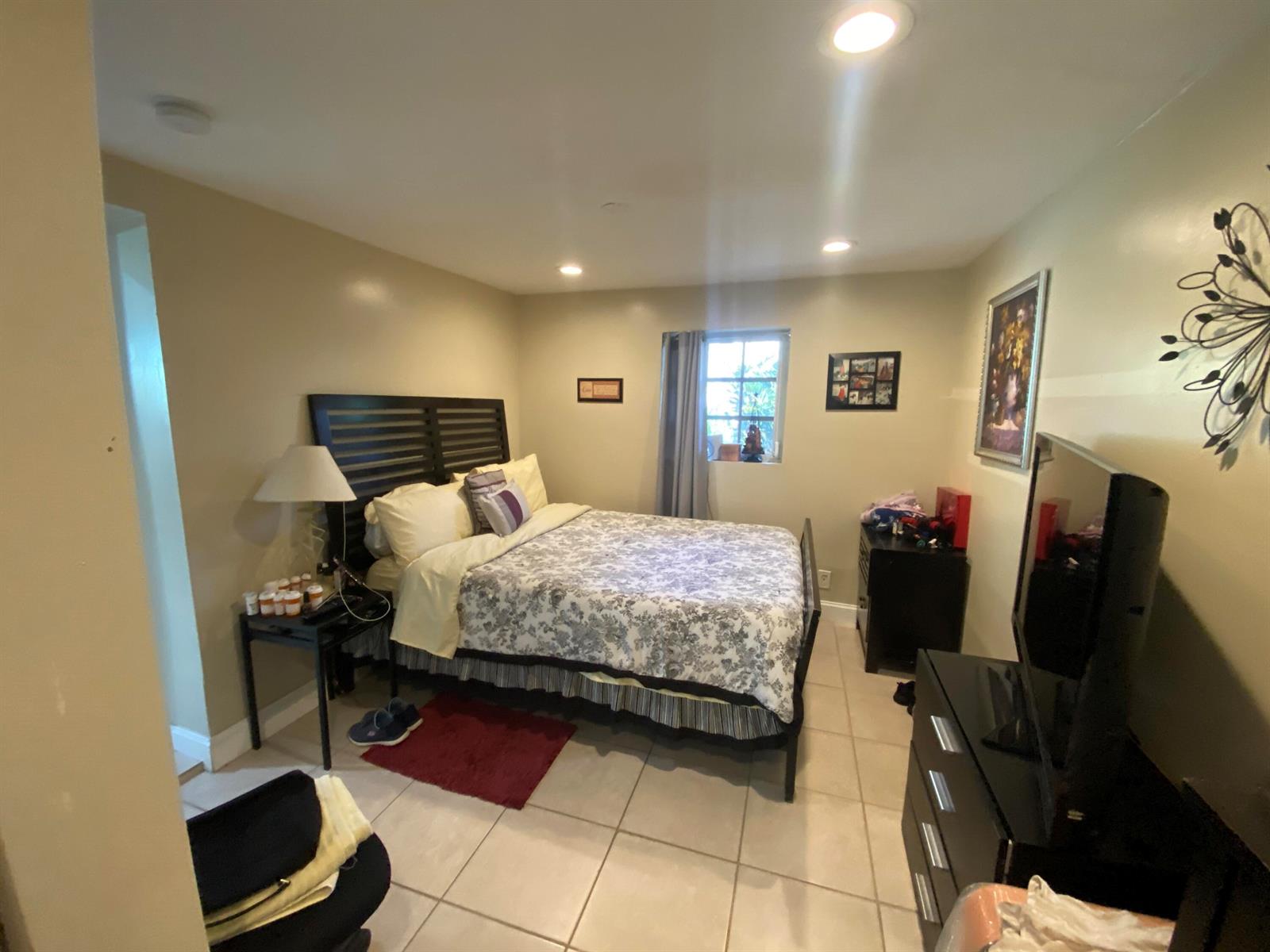 See details 1-5 / 0 sq. ft. $ 2026-04-16 0 Photo