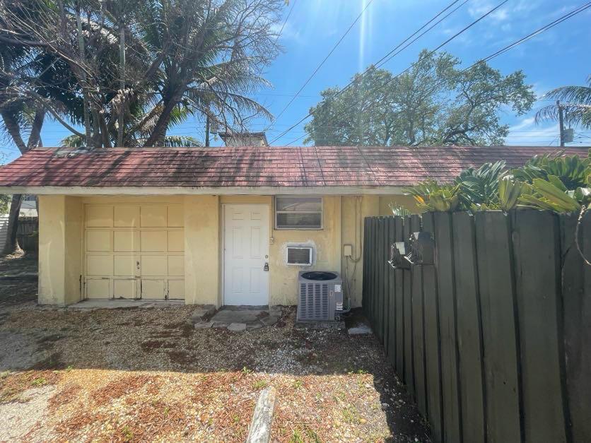 See details 1-5 / 0 sq. ft. $ 2026-04-16 0 Photo