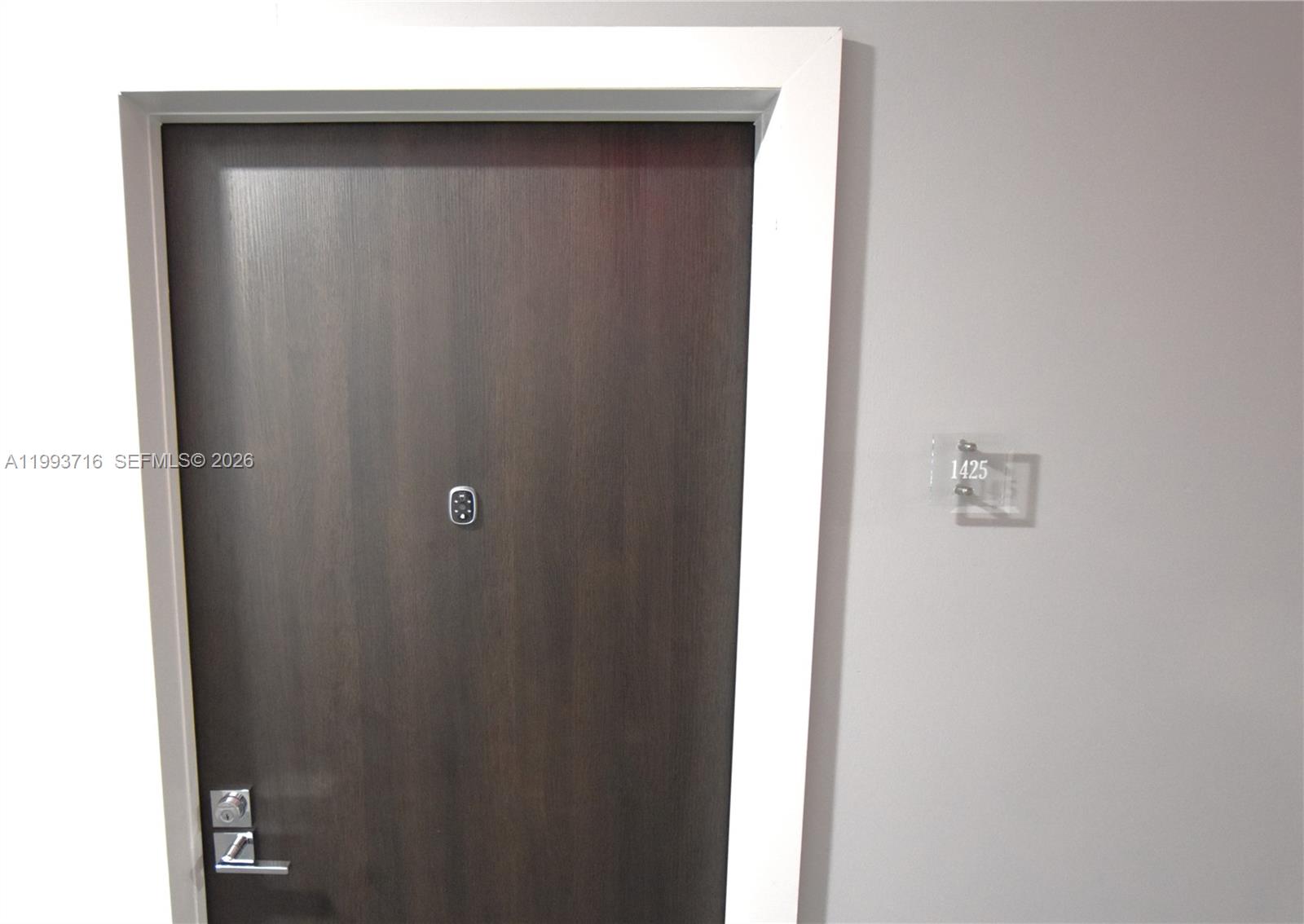 Photo of 20301 Country Club Dr  #1425, Aventura, Florida, 33180 - 