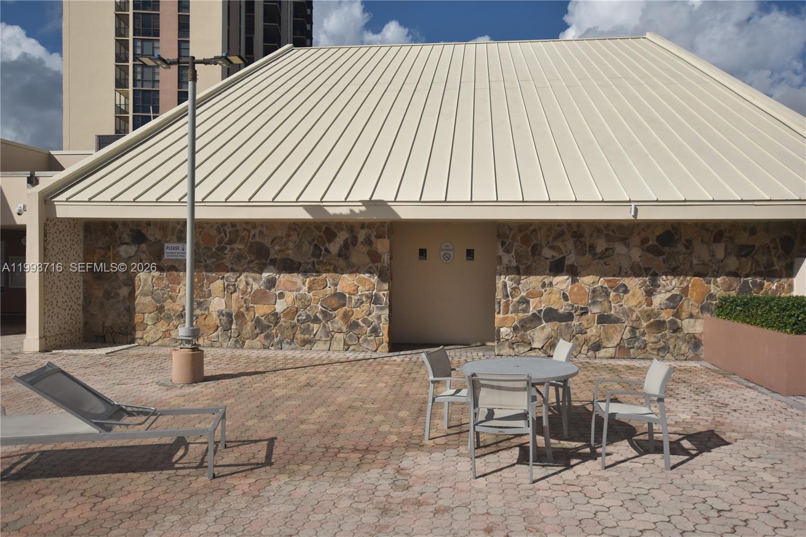 Photo of 20301 Country Club Dr  #1425, Aventura, Florida, 33180 - 