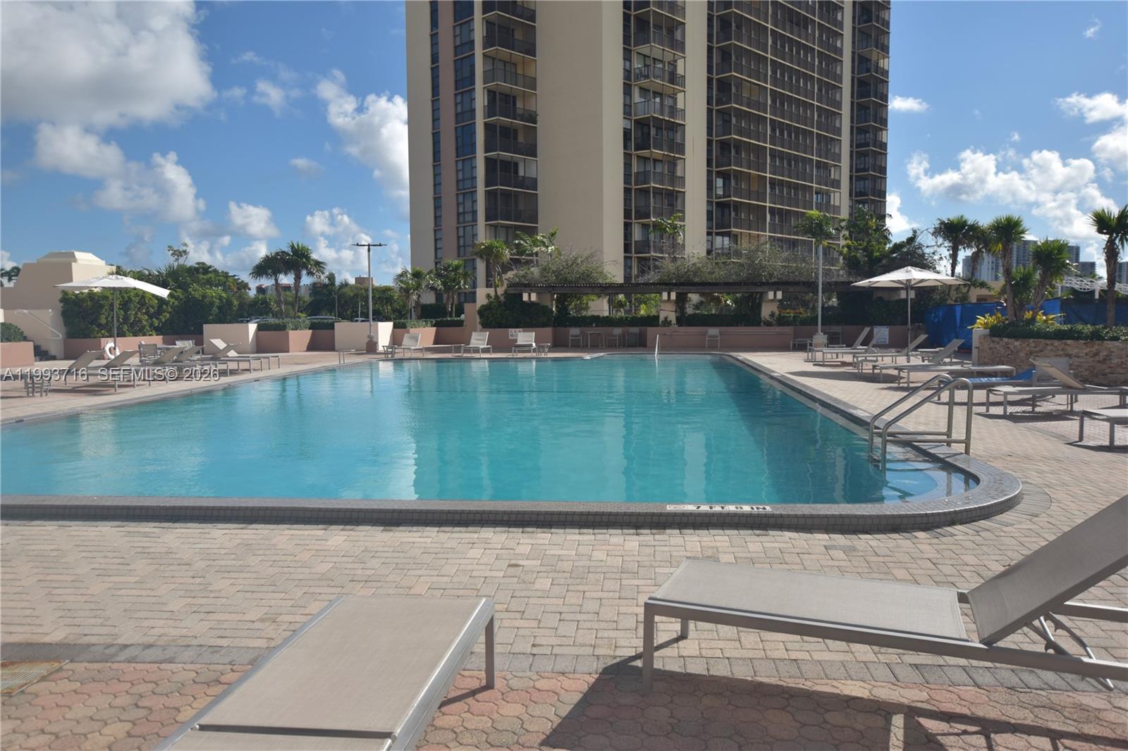 Photo of 20301 Country Club Dr  #1425, Aventura, Florida, 33180 - 