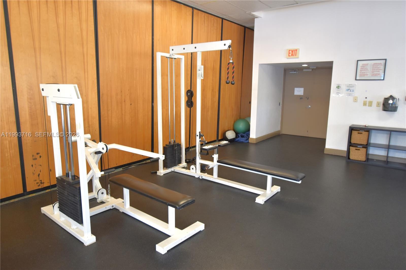 Photo of 20301 Country Club Dr  #1425, Aventura, Florida, 33180 - 