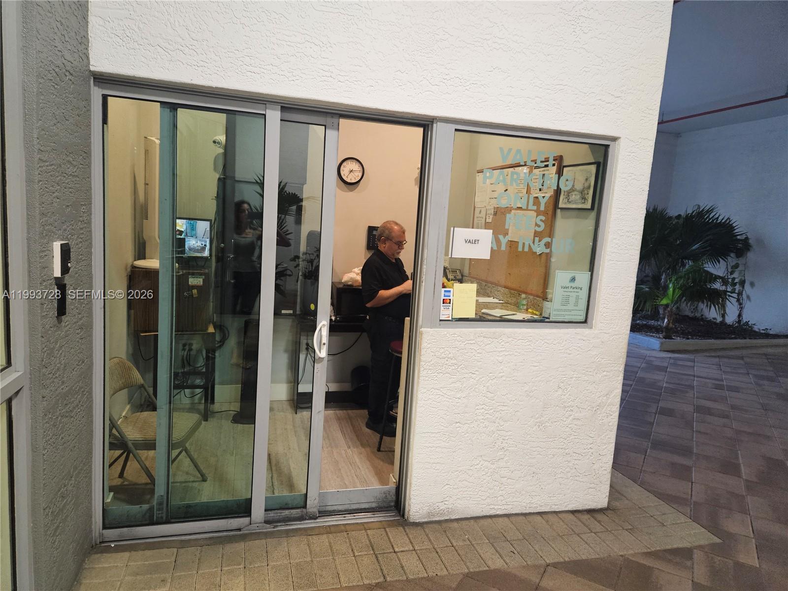 Photo of 140 Dixie Hwy #822, Hollywood, Florida, 33020 -