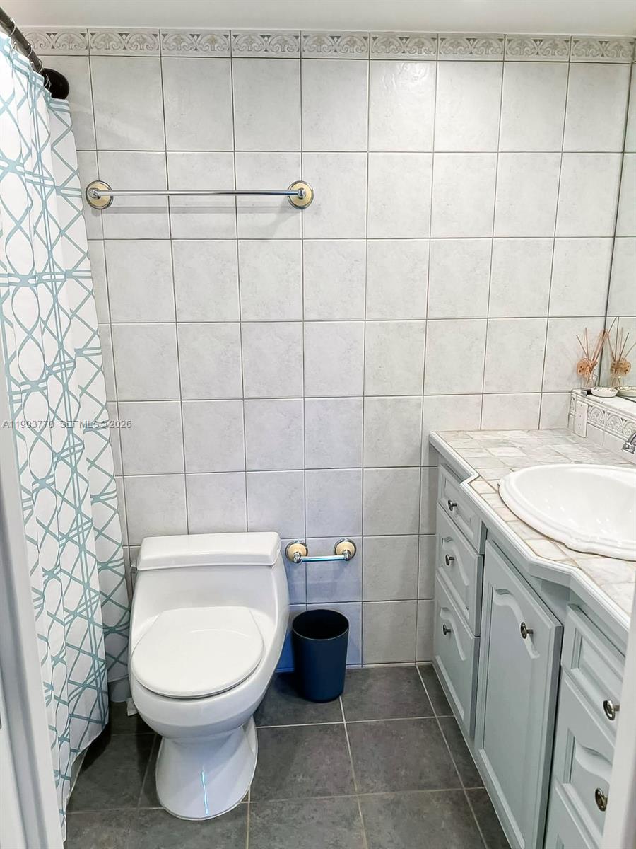 Photo of 2001 Atlantic Shores Blvd #312, Hallandale Beach, Florida, 33009 -