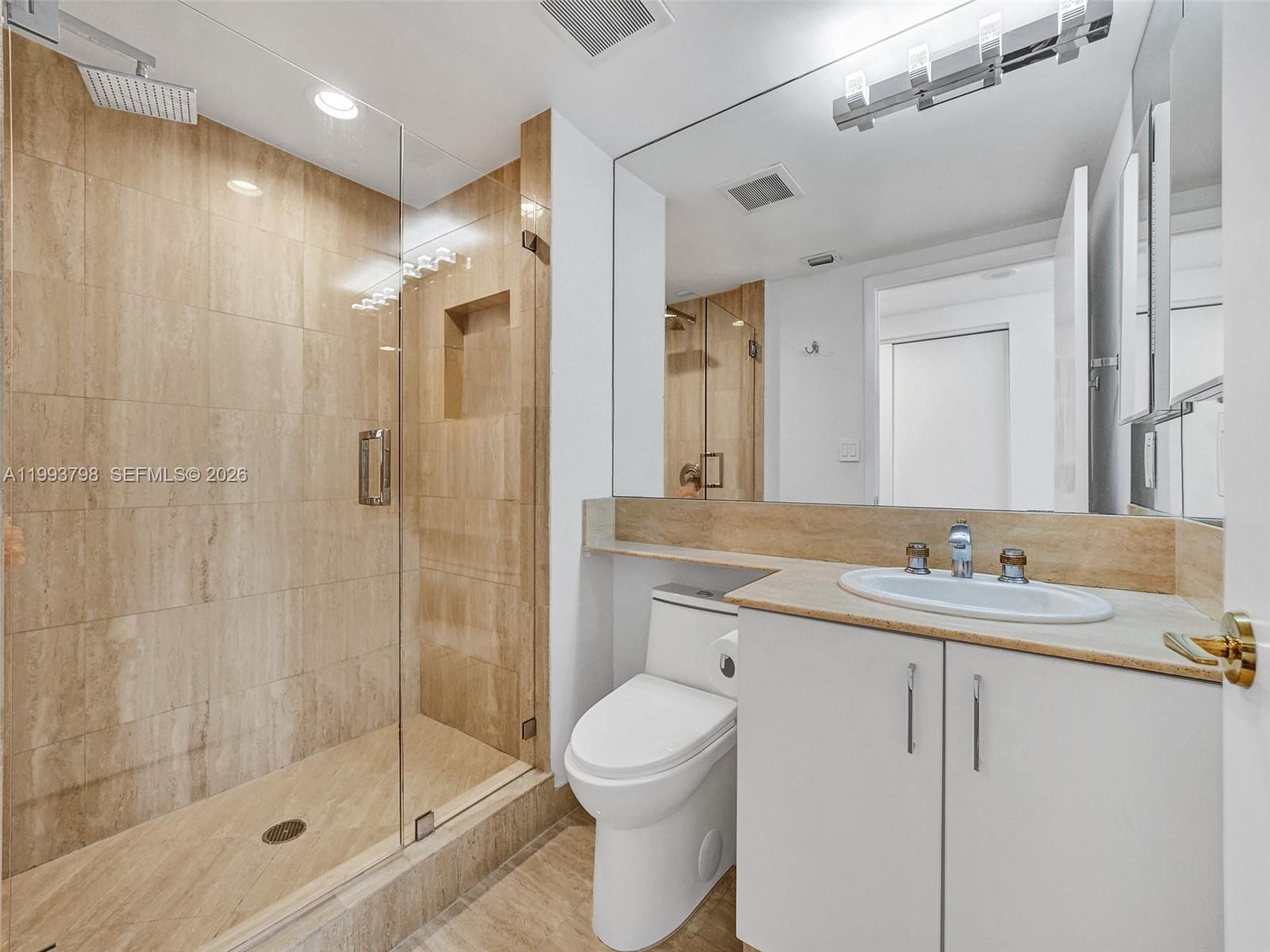 1207 4 / 5 2870 sq. ft. $ 2026-04-02 0 Photo
