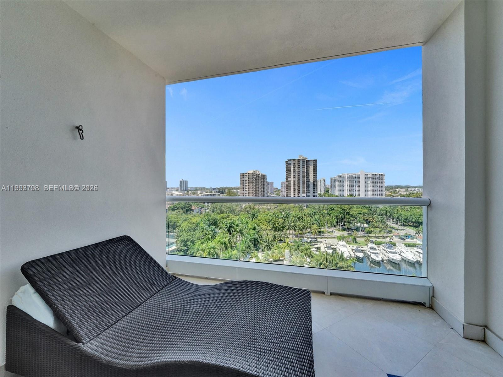 1207 4 / 5 2870 sq. ft. $ 2026-04-02 0 Photo