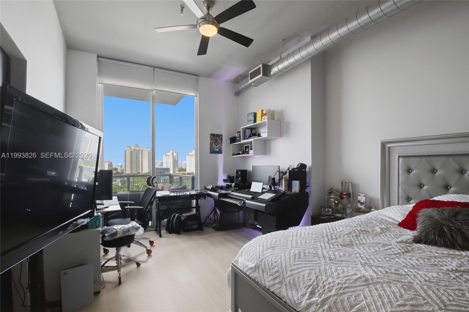 Photo of 3029 188th St  #904, Aventura, Florida, 33180 - 