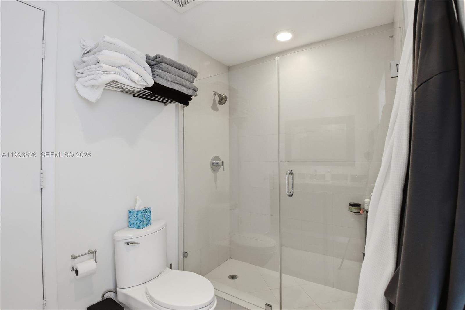 Photo of 3029 188th St  #904, Aventura, Florida, 33180 - 