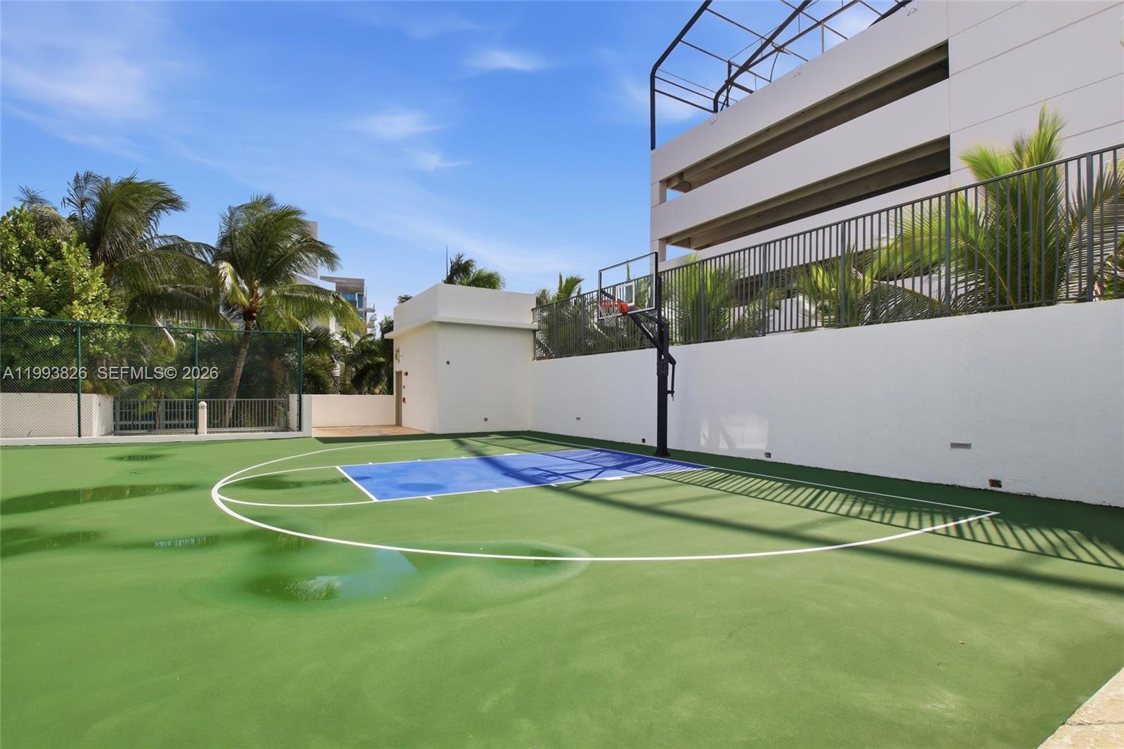 Photo of 3029 188th St  #904, Aventura, Florida, 33180 - 