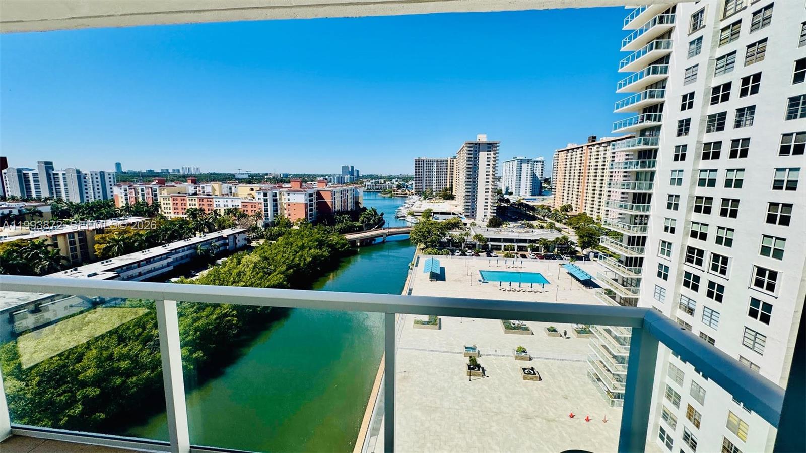 See details 1518 2 / 2 1525 sq. ft. $ 2026-04-02 0 Photo