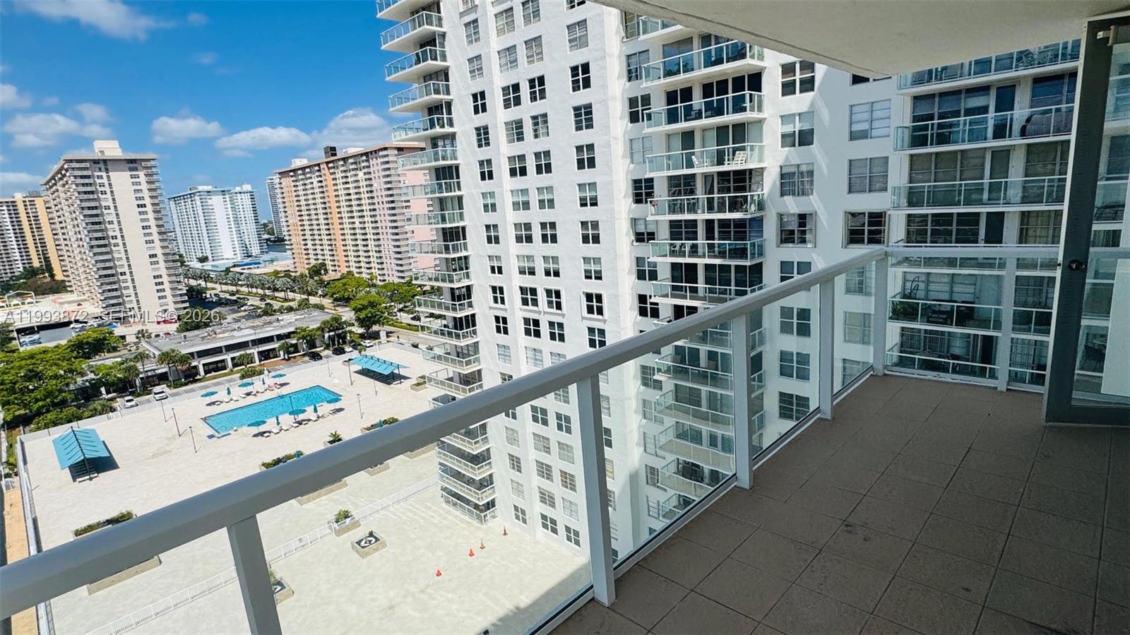 See details 1518 2 / 2 1525 sq. ft. $ 2026-04-02 0 Photo