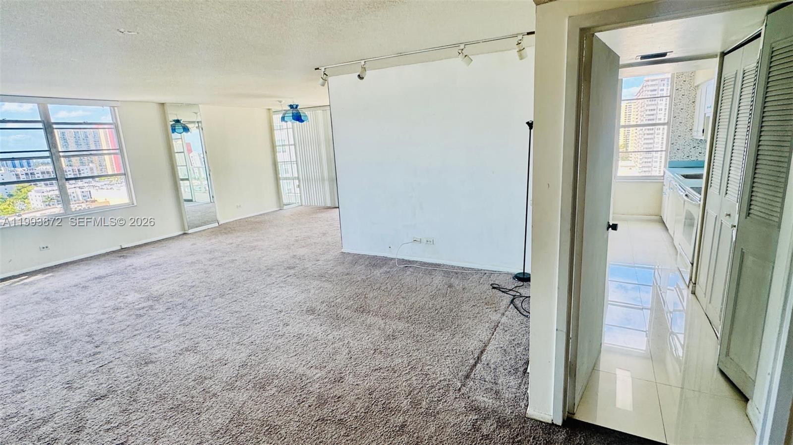See details 1518 2 / 2 1525 sq. ft. $ 2026-04-02 0 Photo
