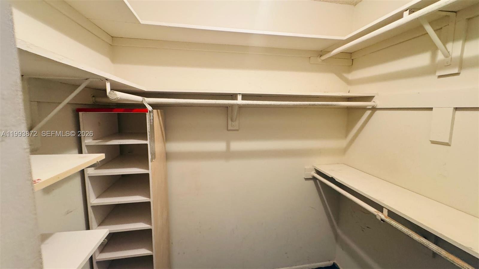 See details 1518 2 / 2 1525 sq. ft. $ 2026-04-02 0 Photo