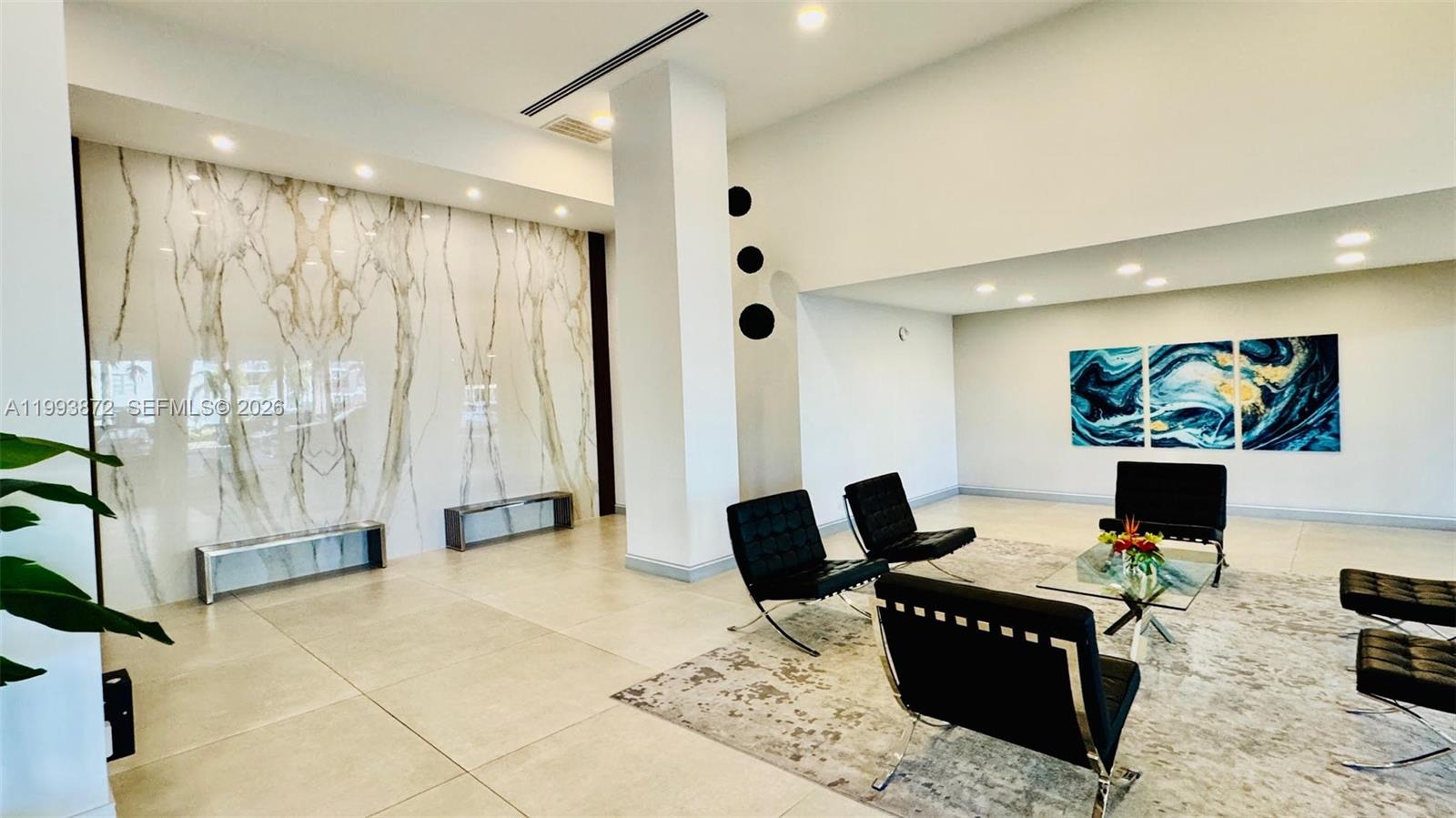 See details 1518 2 / 2 1525 sq. ft. $ 2026-04-02 0 Photo
