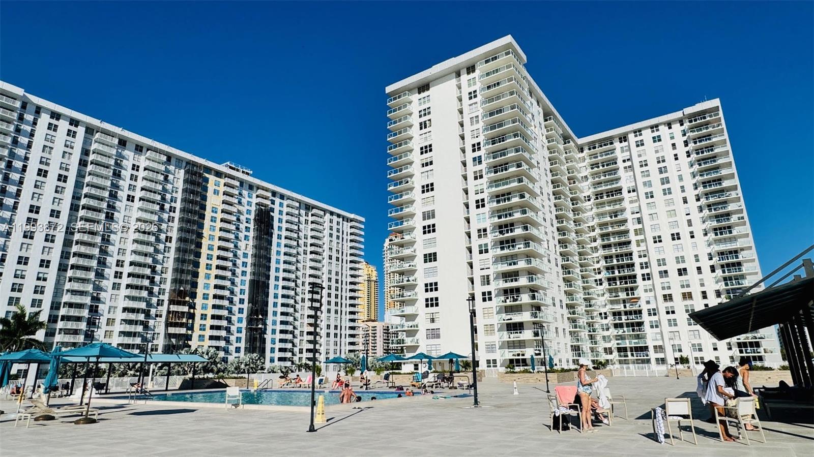 See details 1518 2 / 2 1525 sq. ft. $ 2026-04-02 0 Photo