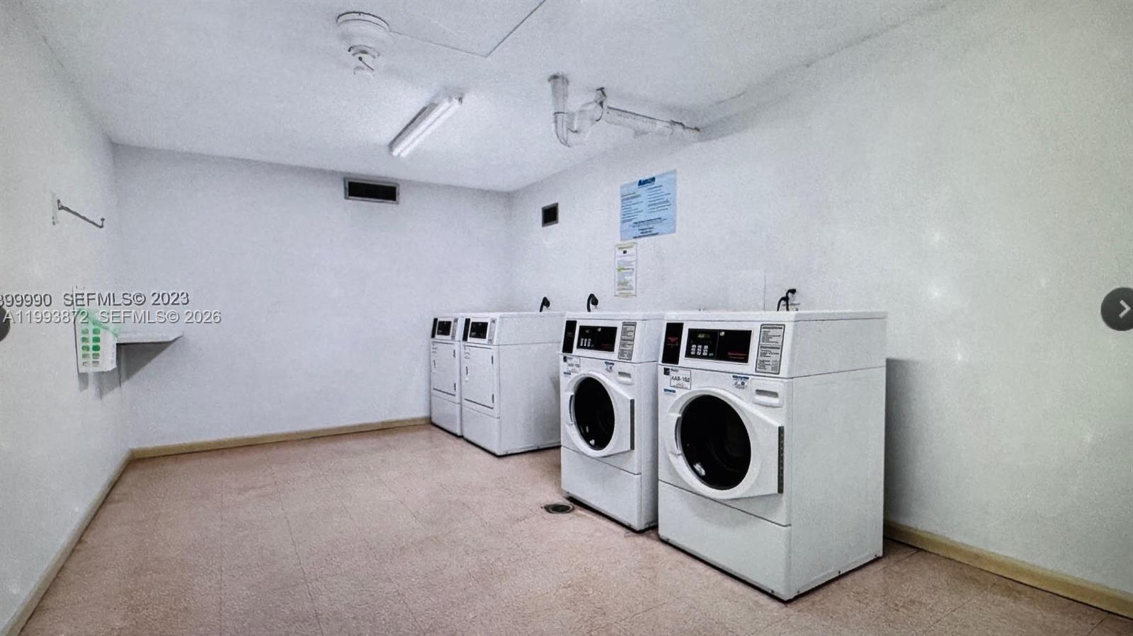 See details 1518 2 / 2 1525 sq. ft. $ 2026-04-02 0 Photo