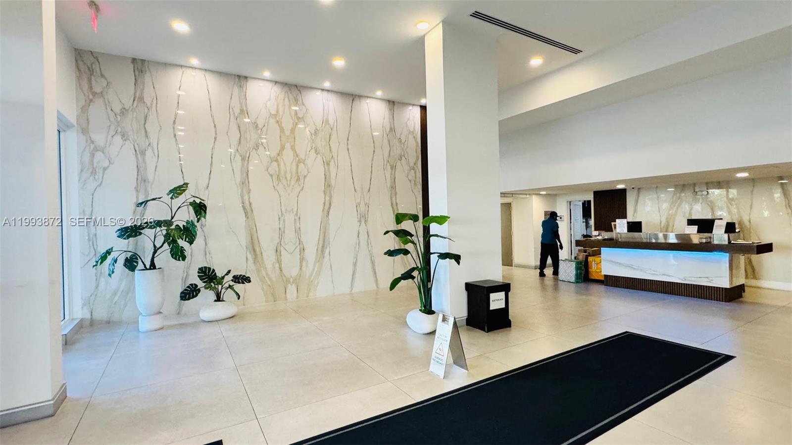 See details 1518 2 / 2 1525 sq. ft. $ 2026-04-02 0 Photo