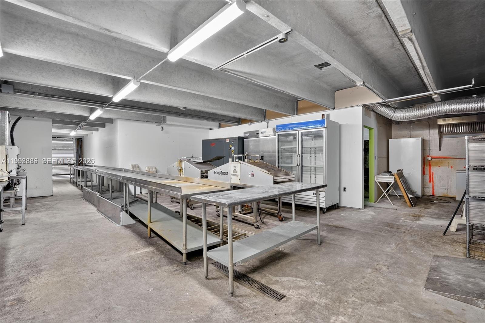   /   sq. ft. $ 2026-04-02 0 Photo