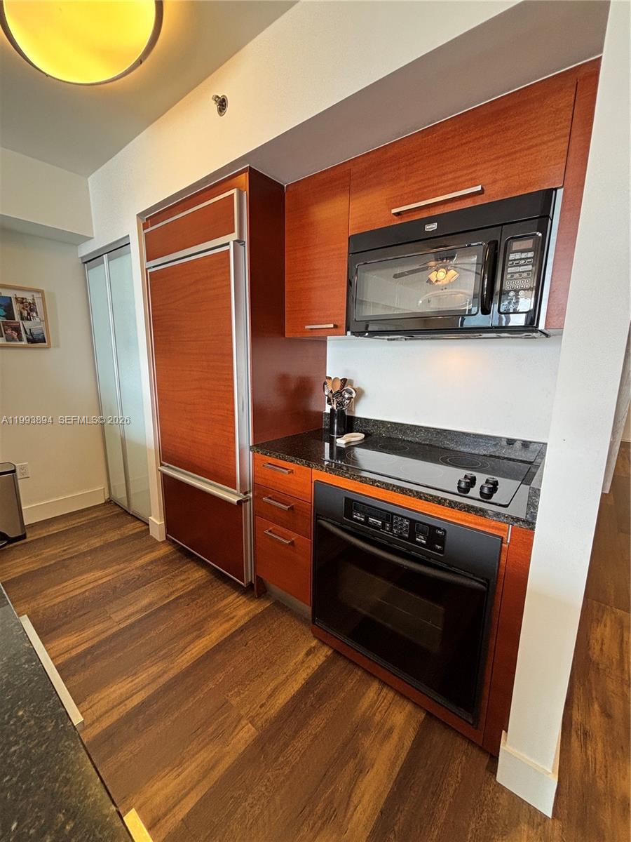 See details 4505 1 / 1 811 sq. ft. $ 2026-06-03 0 Photo