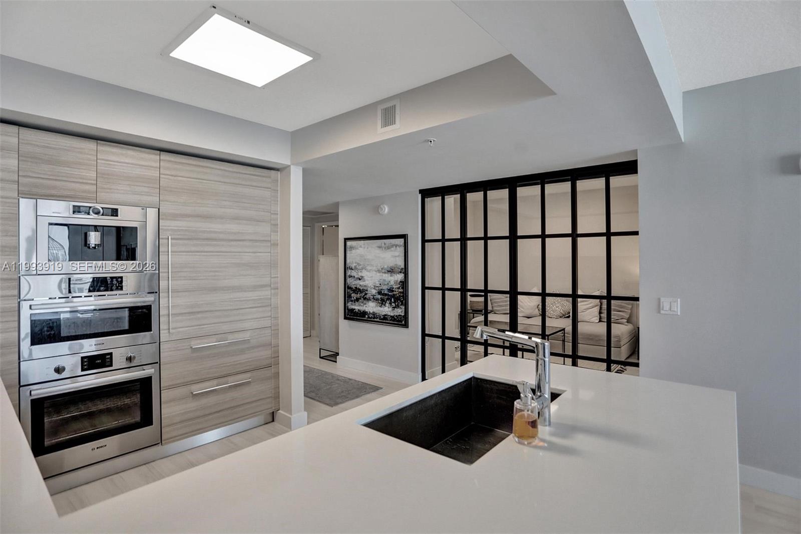 4-903 3 / 3 1524 sq. ft. $ 2026-04-02 0 Photo