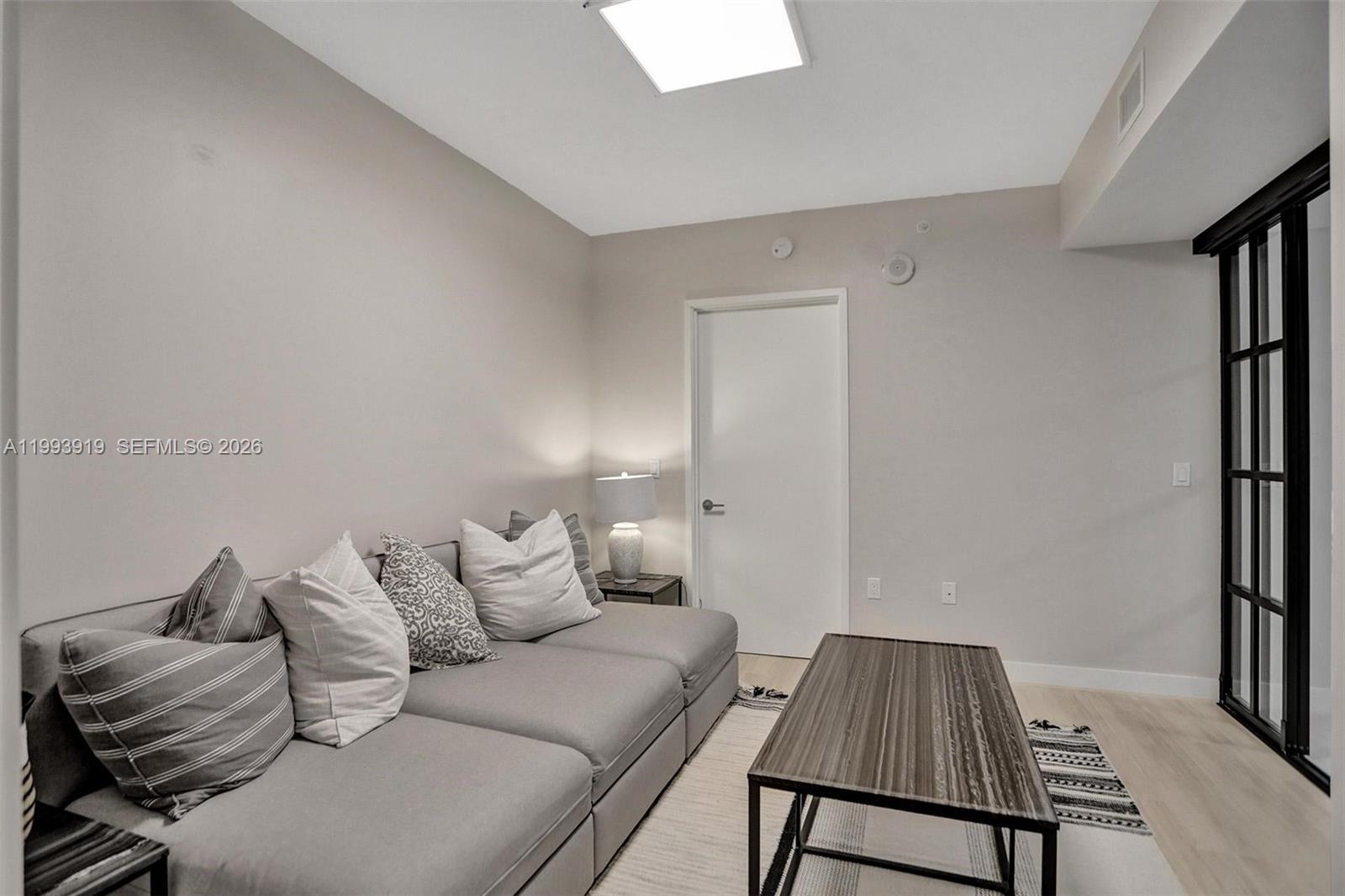 4-903 3 / 3 1524 sq. ft. $ 2026-04-02 0 Photo