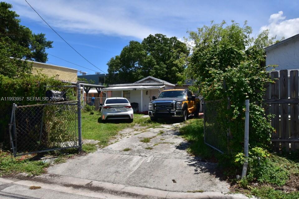   /   sq. ft. $ 2026-04-02 0 Photo