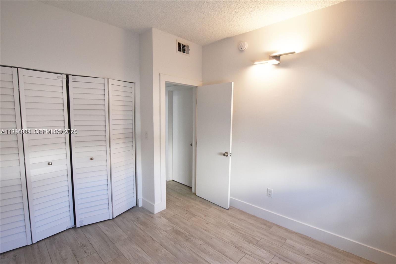   /   sq. ft. $ 2026-04-02 0 Photo