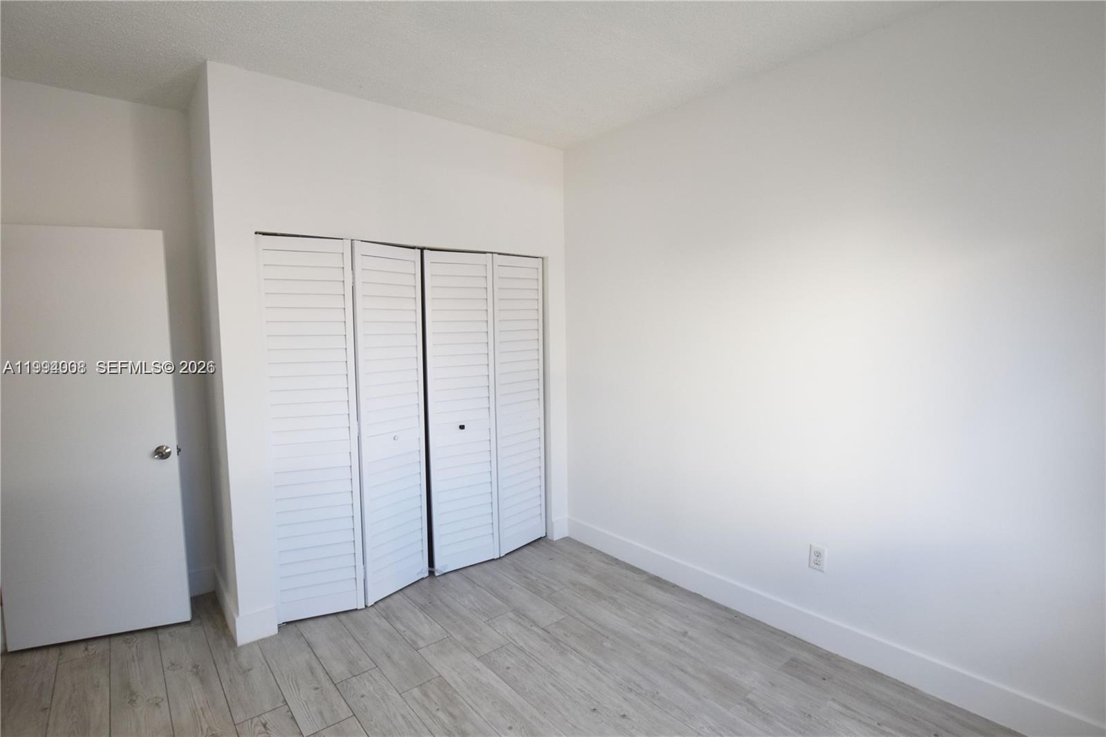   /   sq. ft. $ 2026-04-02 0 Photo