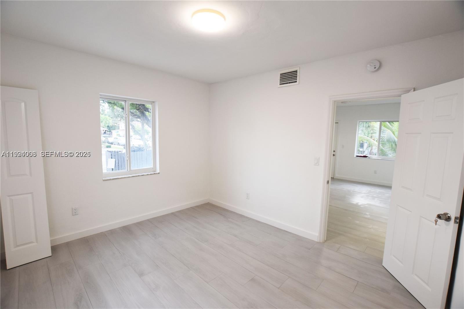   /   sq. ft. $ 2026-04-02 0 Photo