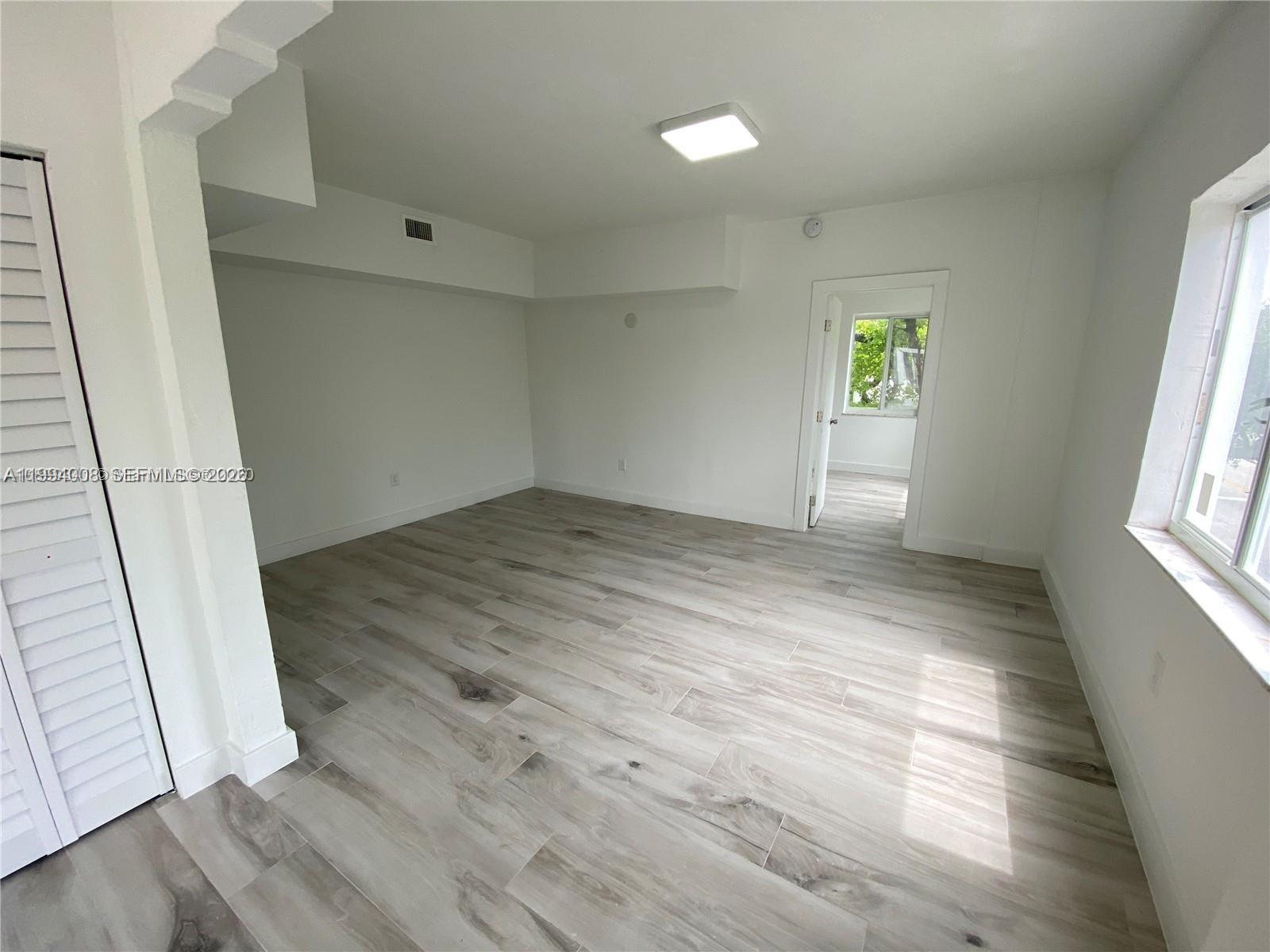   /   sq. ft. $ 2026-04-02 0 Photo