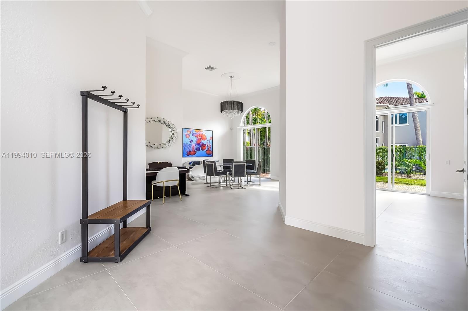 Photo of 920 Captiva Dr  (920), Hollywood, Florida, 33019 - 